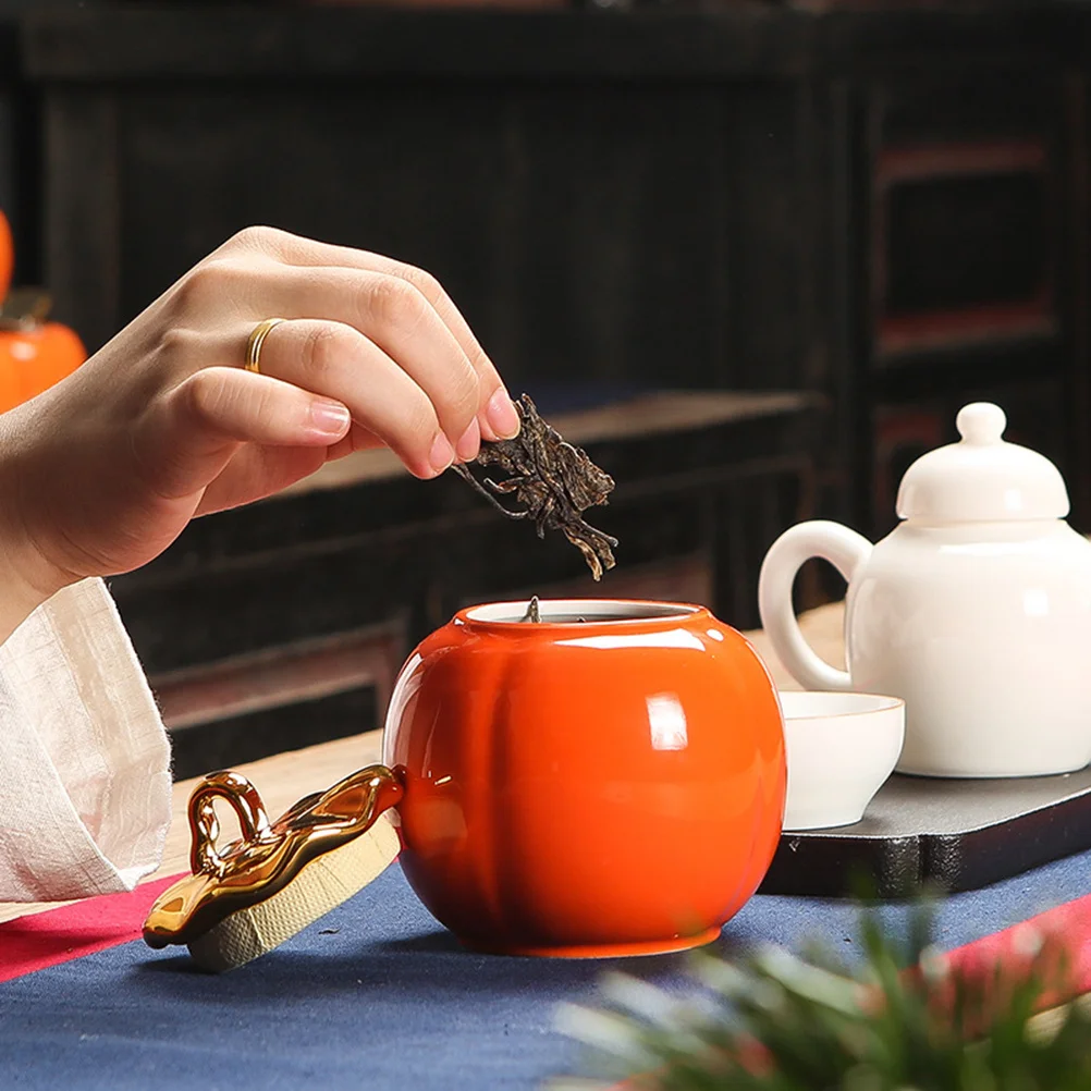 

Creative Pumpkin Shape Ceramic Storage Container Red Sealed Canister for Tea Coffee Sugar Salt Food Items Household Decoration