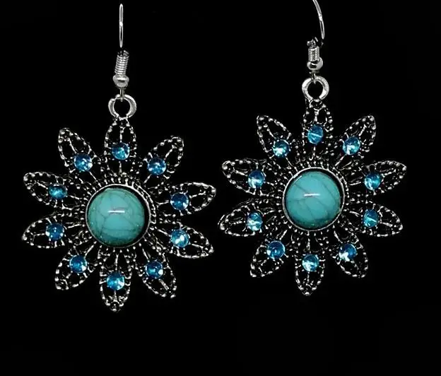 Retro fashion sunflower plum carved hollow earrings necklace