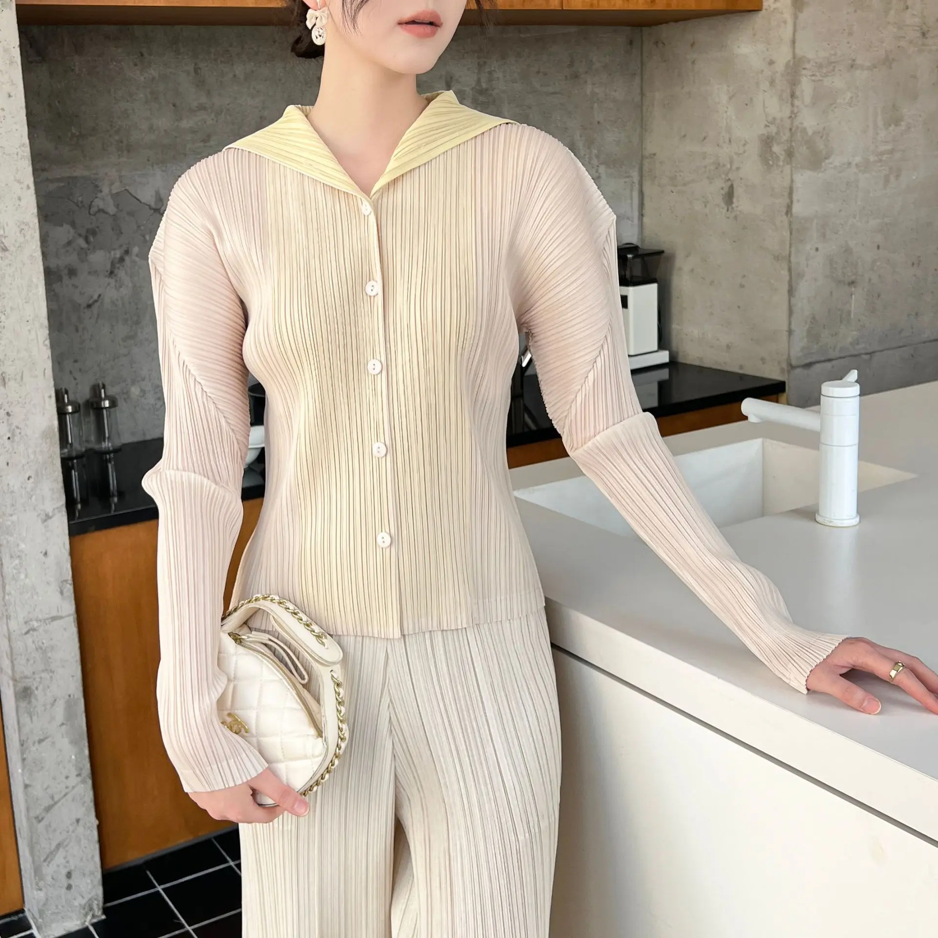 

Miyake Pleated 2025 Autumn and Spring New High-end Pleated Clothes Japanese PP Casual Versatile Fashion Shirt Jacket Tops Pleat