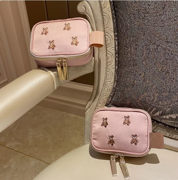 Japanese Cute Bear Exquisite Embroidery Small Buggy Bag Lady Girls Pink Cosmetic Bag Fashion Women\'s Satin Drawstring Storage