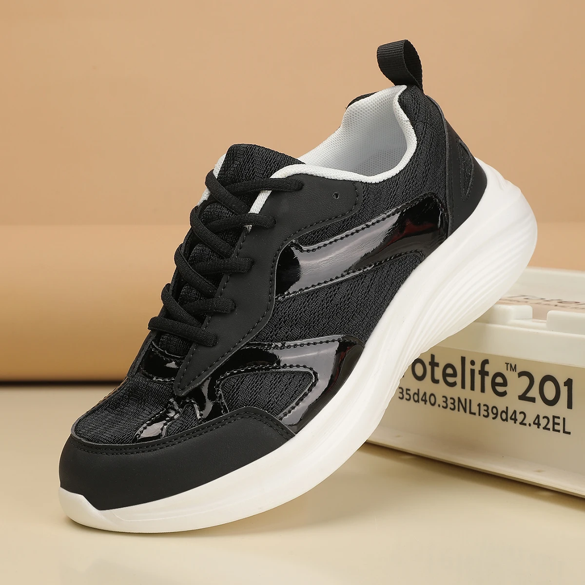 

Повседневные кроссовки, женские дышащие кроссовки, легкая удобная спортивная обувь для женщин, новинка 2025 года, модные кроссовки