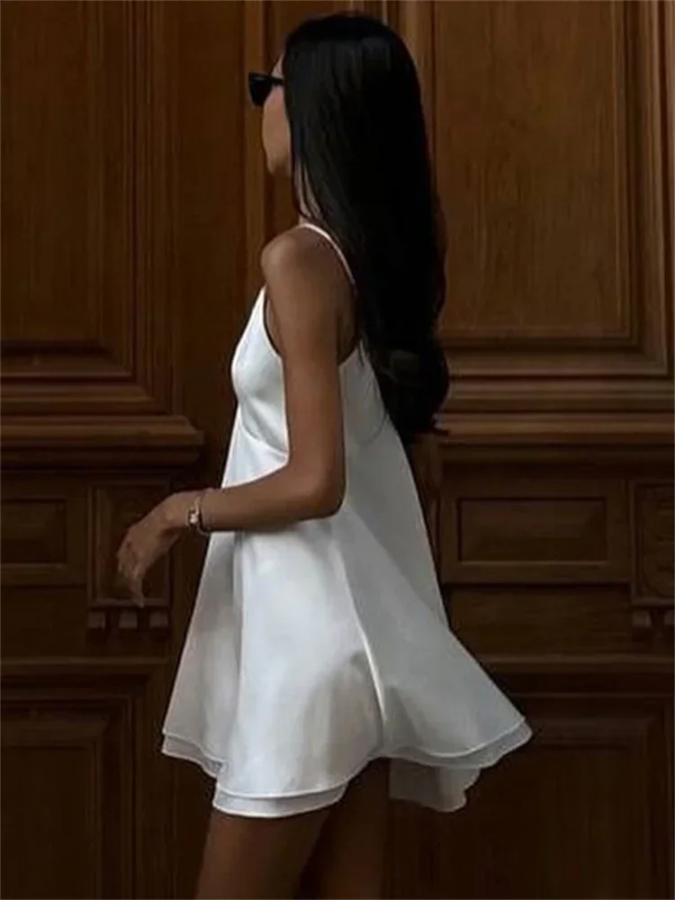 ホワイトレースVネックミニドレス女性バックレスファッションスパゲッティスリムパッチワークサテンY2kドレスサマーホルタードレス2025