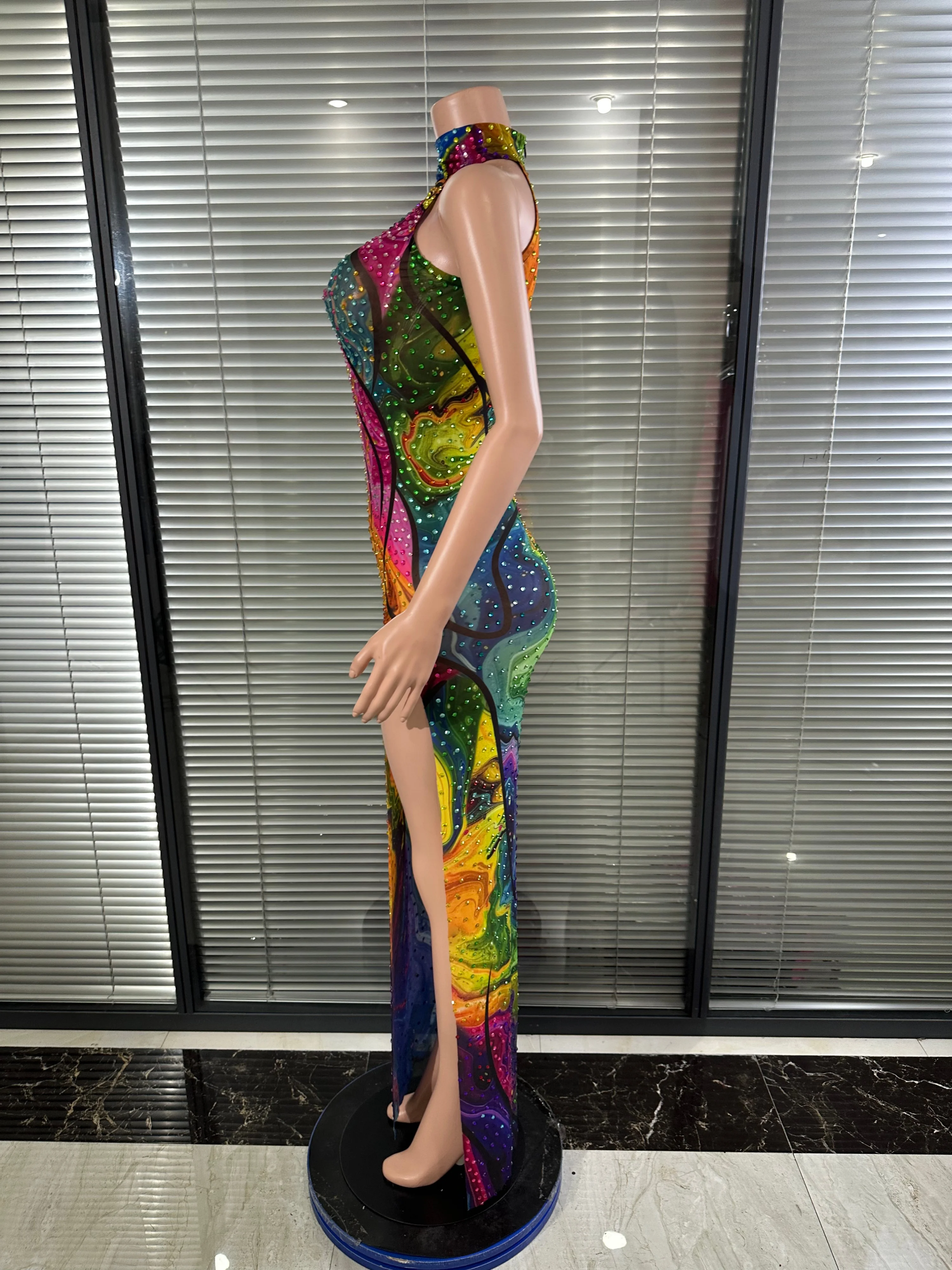 

Glamorous Rainbow Print Maxi Dress Women Sexy Halter Neck Sheer Mesh Rhinestone High Slit Bodycon Outfit Nightclub Party Costume