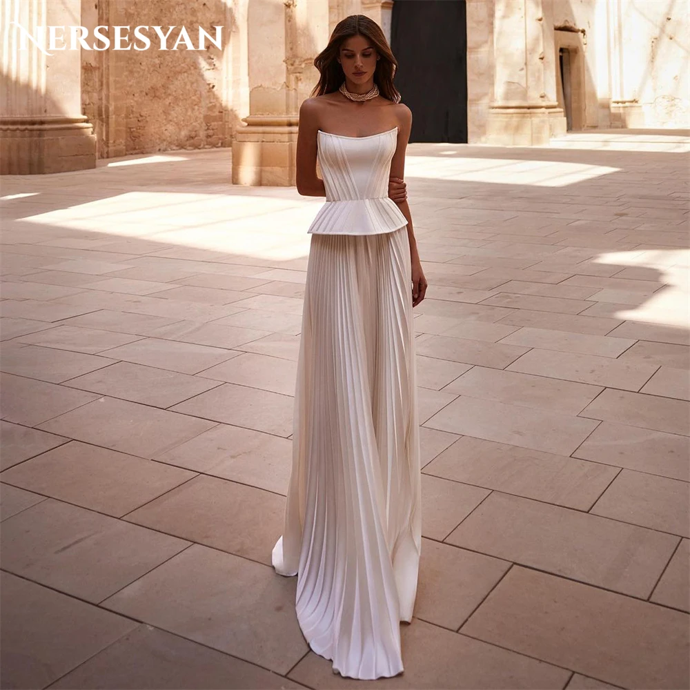 

Nersesyan Medieval Elegant Wedding Dresses Off Shoulder Corset A-Line Pleated Satin Bridal Gowns Backless Sleeveless Bride Dress