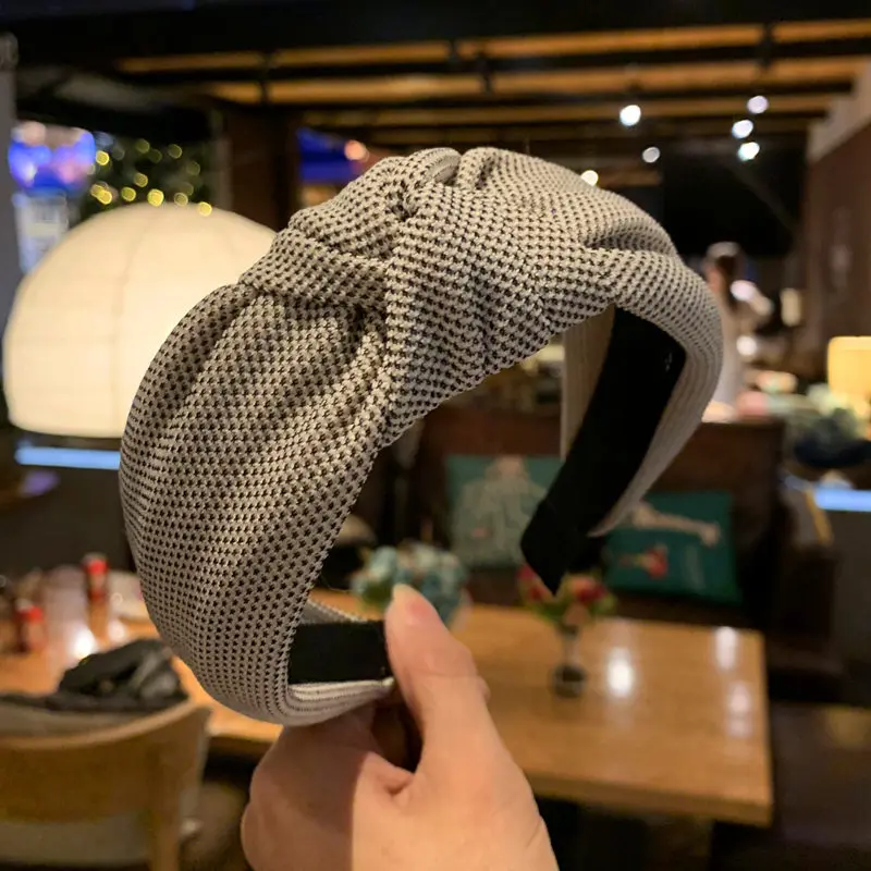 Hochwertiges Stoff-Haarband mit Knoten, breiter Kante, rutschfest, modisches Haar-Accessoire für Damen – Detail 7
