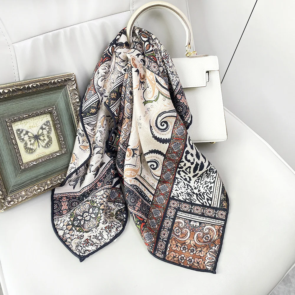 

70% Wool 30% Real Silk Ethnic Scarf for Women Vintage Leopard Print Patchwork Square Scarf Silk Wool Winter Neck Warmer