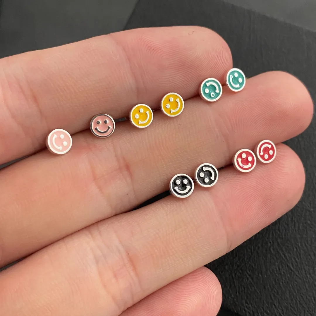 5mm Colorful Enamel Smile Face Stud Earrings For Wome Girl Simple Charm Round Smiling Mini Small Earrings Jewelry W370