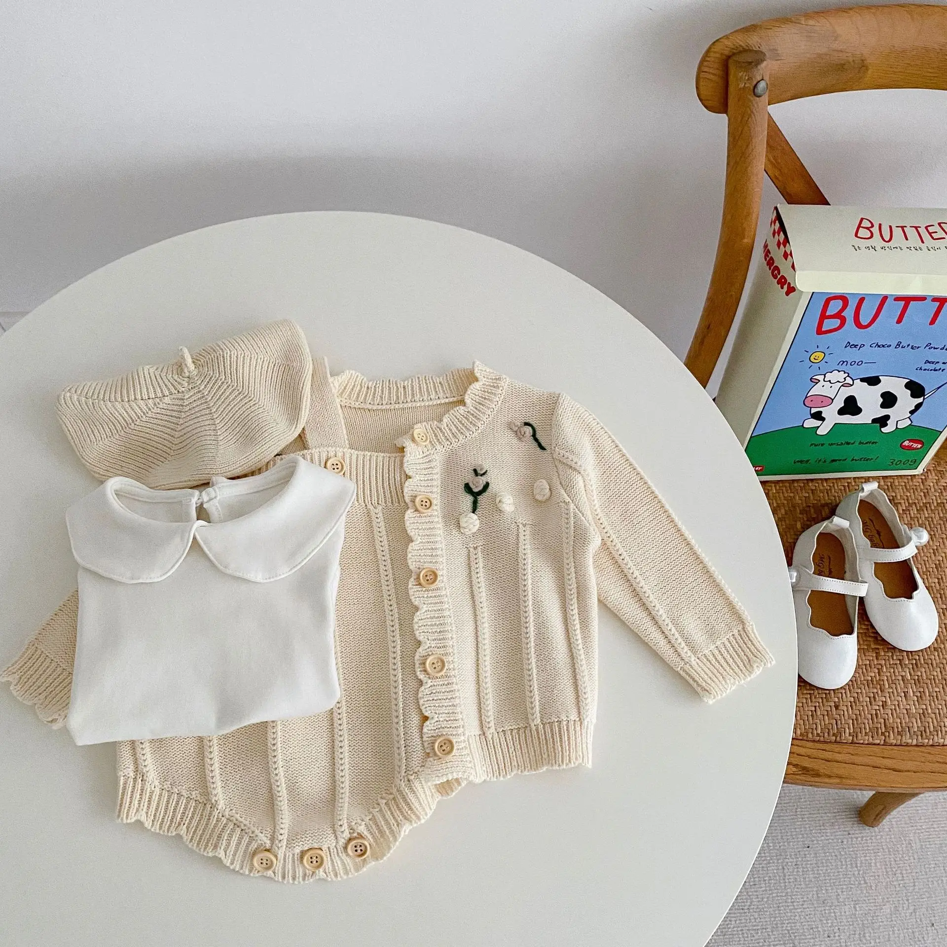 autumn winter baby sweater flower long sleeved suspender sweater knitted Jumpsuit two piece set  baby girl outfit set