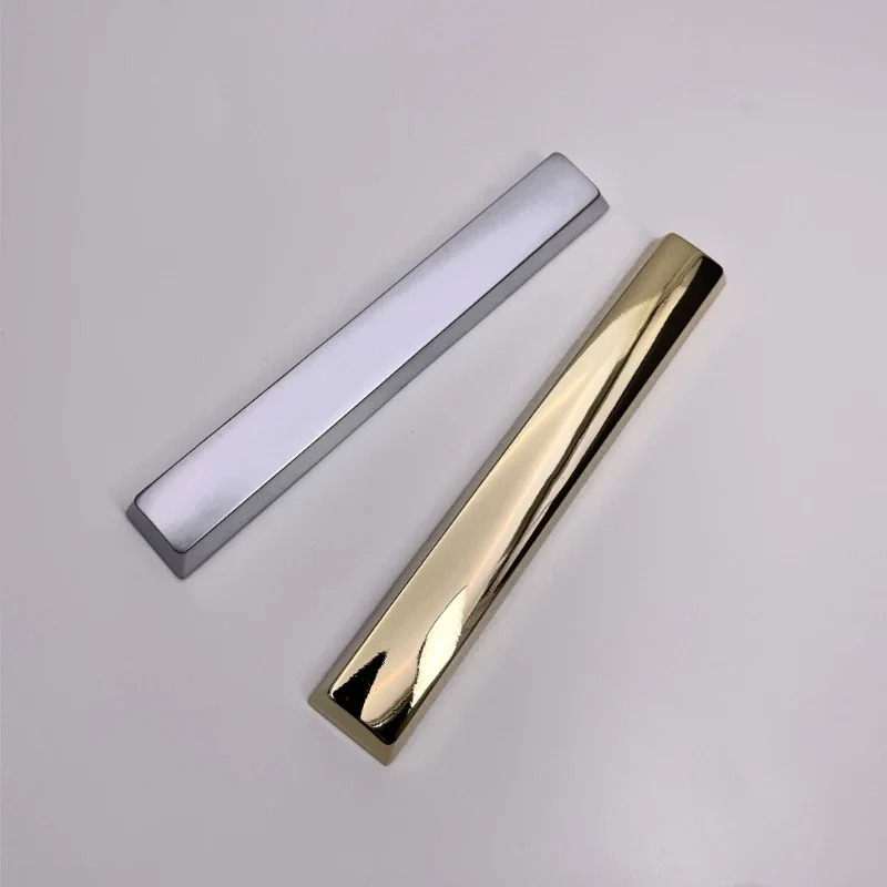 

Zinc Alloy Spacebar Keycap in Gold/Silver Extended Keyboard Use in Any Setting for Mechanical Keyboards Keycap