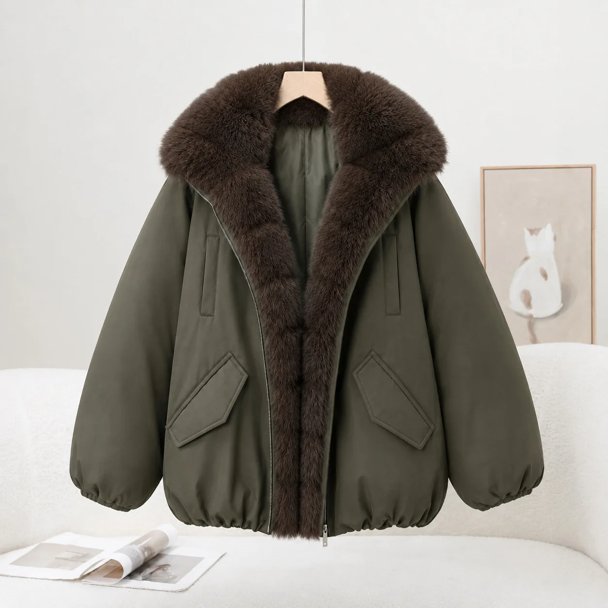 2026 New Ladies Multi Pocket Parka Loose Cut Large Faux Fur Collar Winter Warm Women Casual Puffer Jacket Outer Garment Apparel