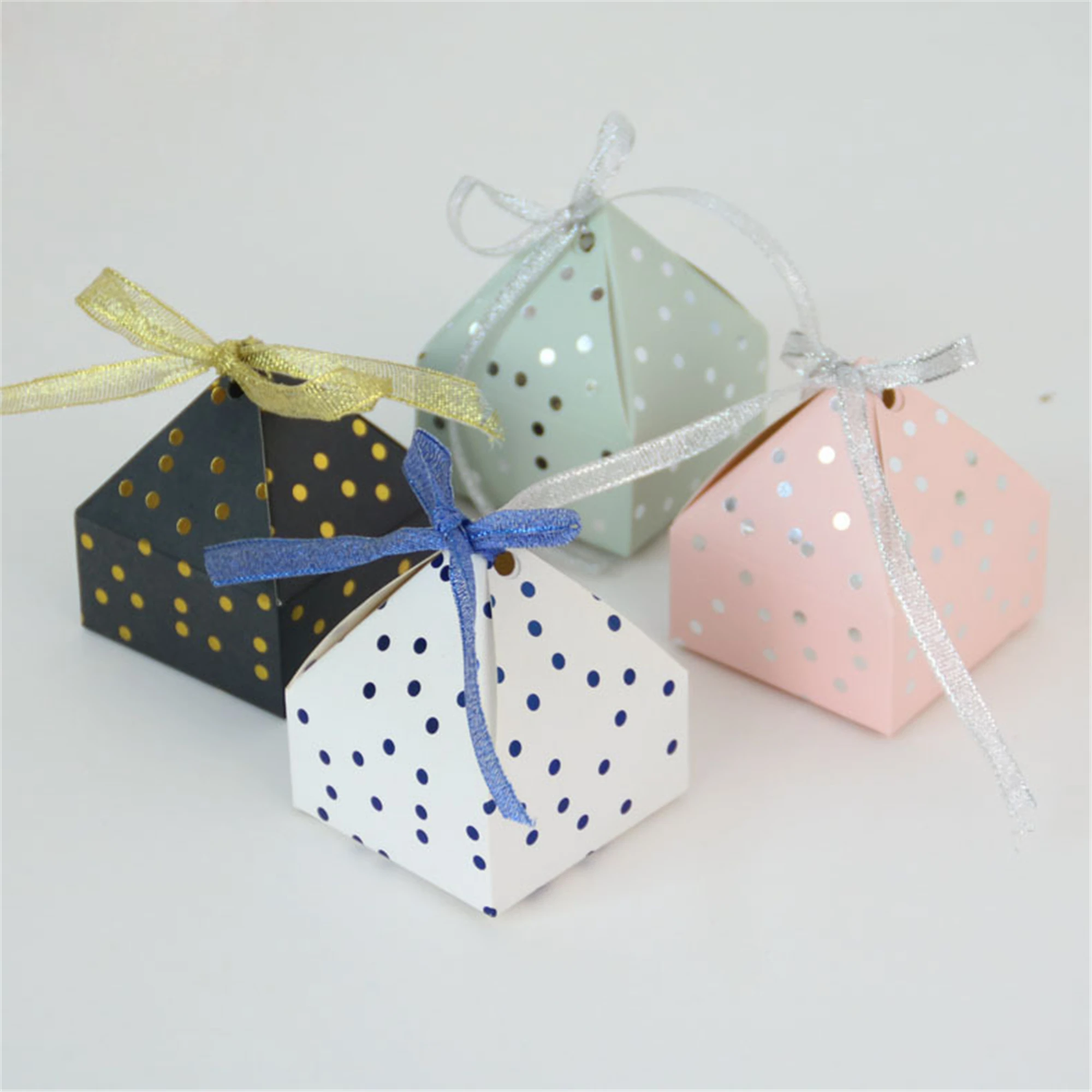 

Pyramid favor boxes-gold dot Wedding party favor box-Birthday party candy boxes-Treat boxes for Wedding birthday party