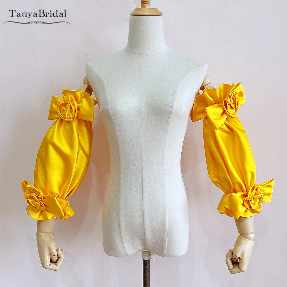 

Satin Detachable Wedding Sleeves With 3D FLowers Puff Elegant 3/4 Sleeves Accessories DG231