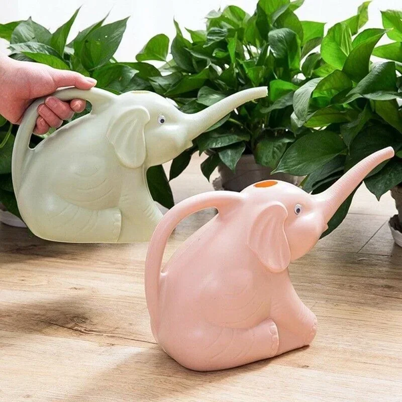 

Cute Elephant Tortoise Shape Plastic Watering Can Home Patio Lawn Gardening Tool Water Cans Pot for Outdoor Irrigation Spray