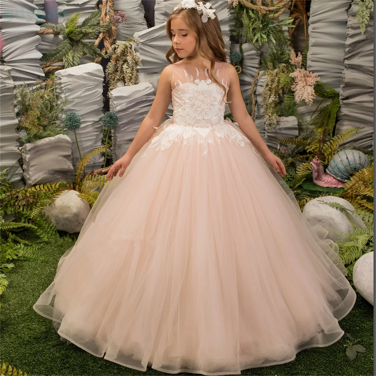 

Blush Lace Appliqued Flower Girl Dresses Tulle Beading Appliqued Pageant First Communion Dresses Kids Prom Ball Gowns