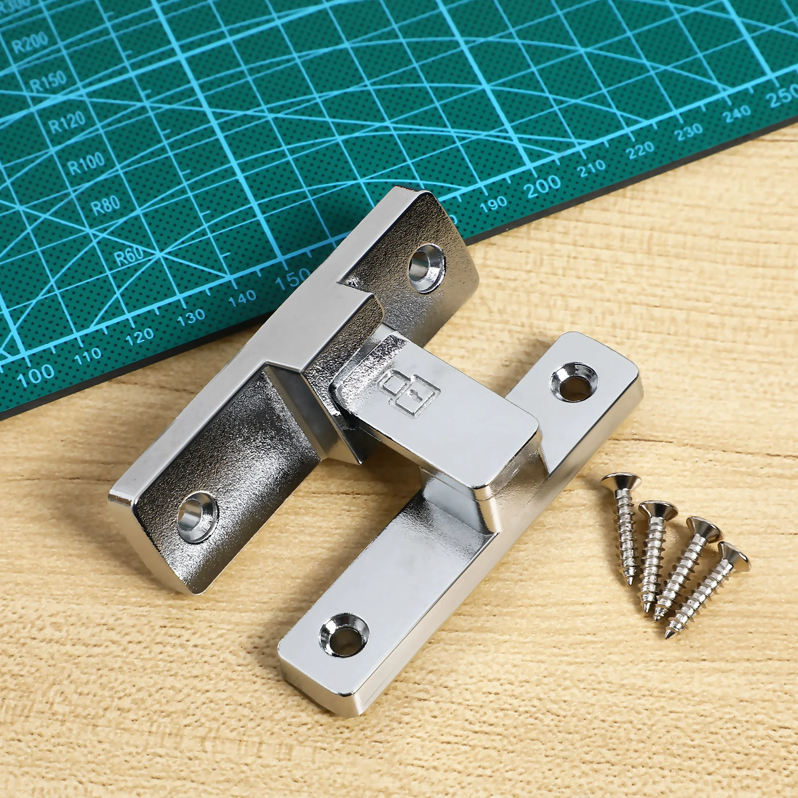 

Flip Gate Latch Zinc Alloy Heavy Duty Gate Lock No Screw Installation Fence Door Latch Shed Barn Garage Safety Hardware