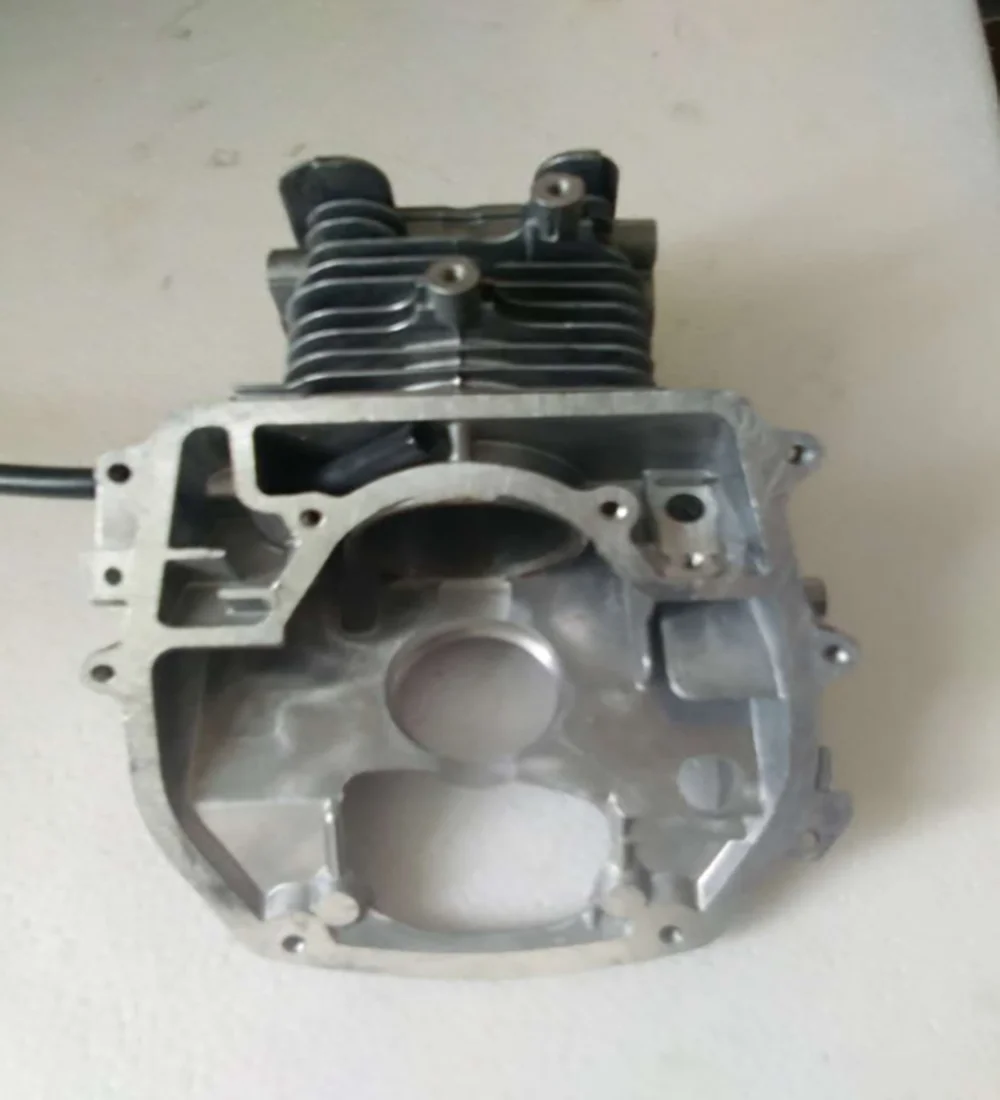 Engine Cylinder Head  For HangKai Yadao Air Cooled   4 stroke 3.6 HP-4HP Boat Engine Sapre Part