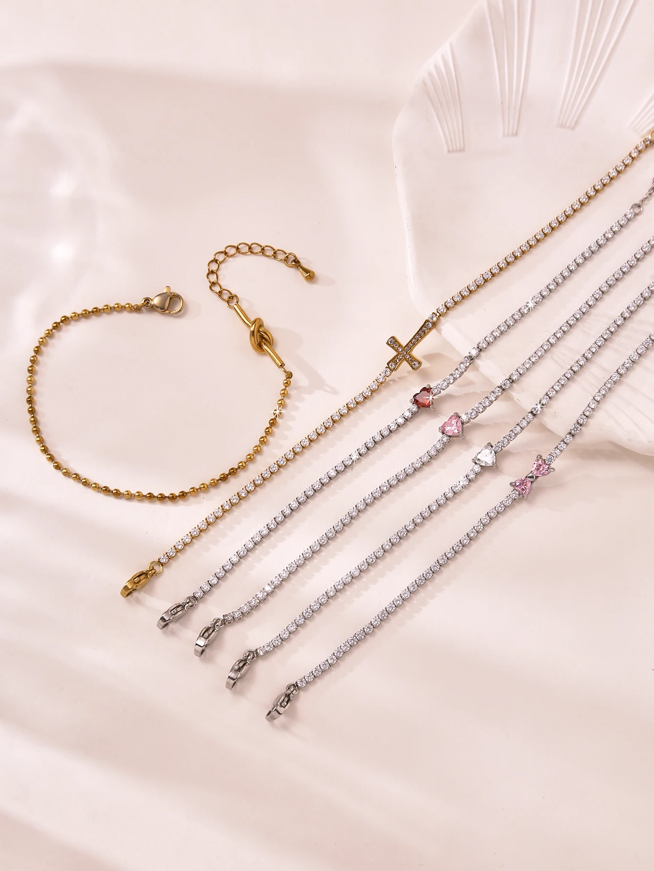 Fashionable, Unique, Light Luxury, Elegant Stainless Steel Heart-Shaped Bow Cross Bracelet For Women, Fully Set With Diamonds