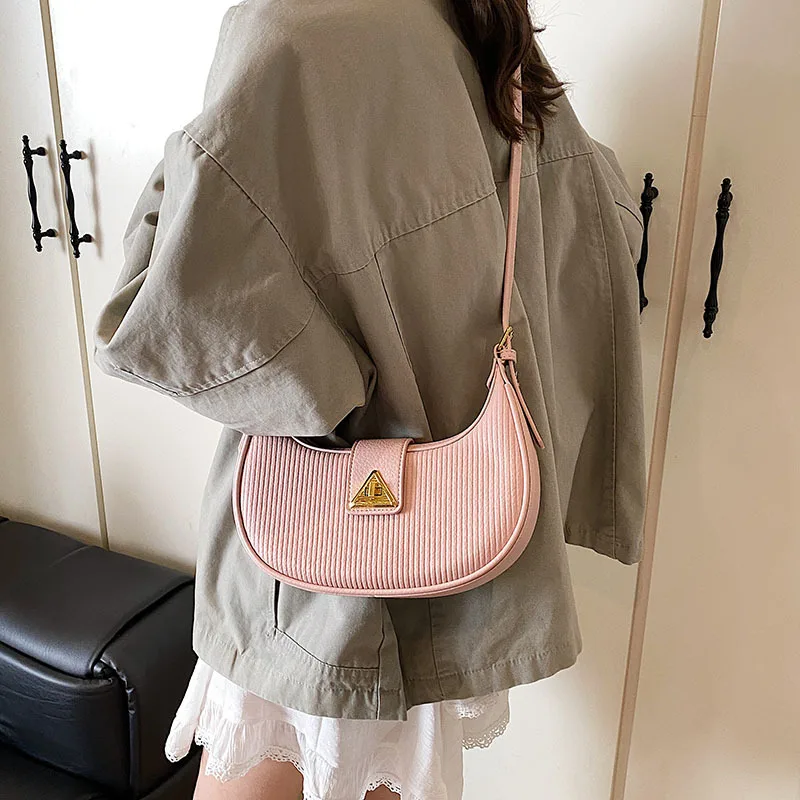 

2025 Trendy Women's Crescent Moon Mini Bag - Portable Summer Fashion Texture Shoulder Crossbody Bag