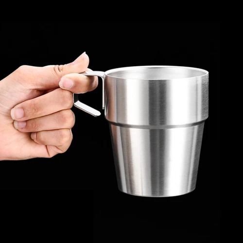 Imagen 2 del producto Paquete de 4 tazas de camping de acero inoxidable con asa, tazas de café apilables de doble pared de 10 oz con bolsa de malla para viajes al aire libre