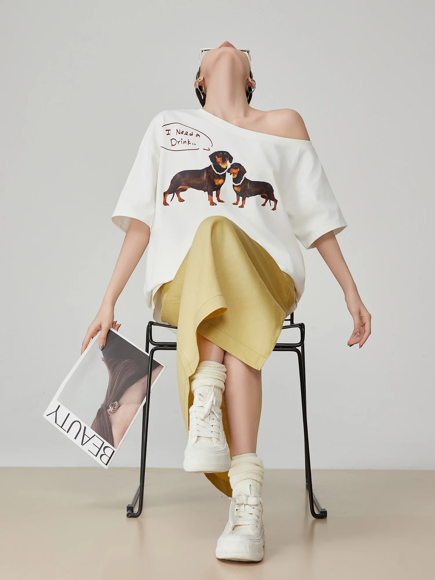 

White Dog Print oulder T-irt Women's Summer New Design Spicy Girl Top Polyester Fiber round Ne ort Sve T-irt