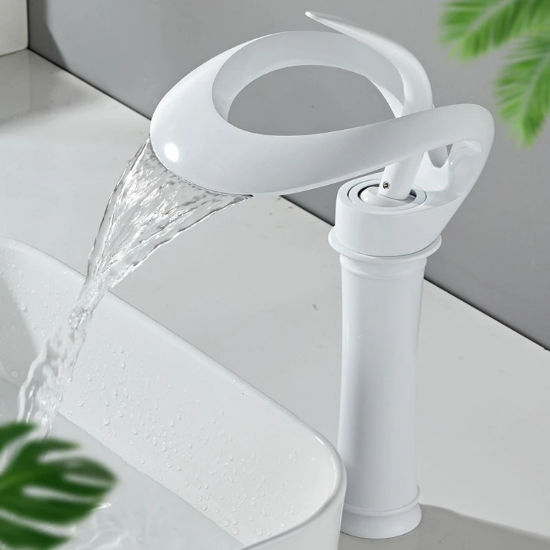 

Прочный, устойчивый к брызгам смеситель для раковины с двойным контролем температуры, креативный дизайн, коррозионностойкий латунный корпус, смесители для ванной комнаты