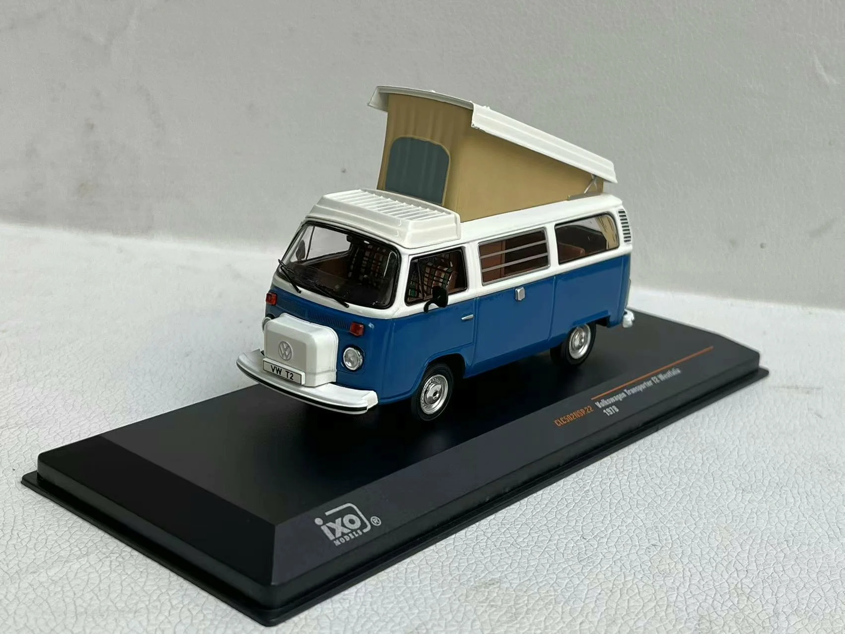 

Diecast IXO 1/43 Scale VW TRANSPORTER T2 1978 VW Alloy Car Model Collectible Toy Gift Souvenir Display Ornament