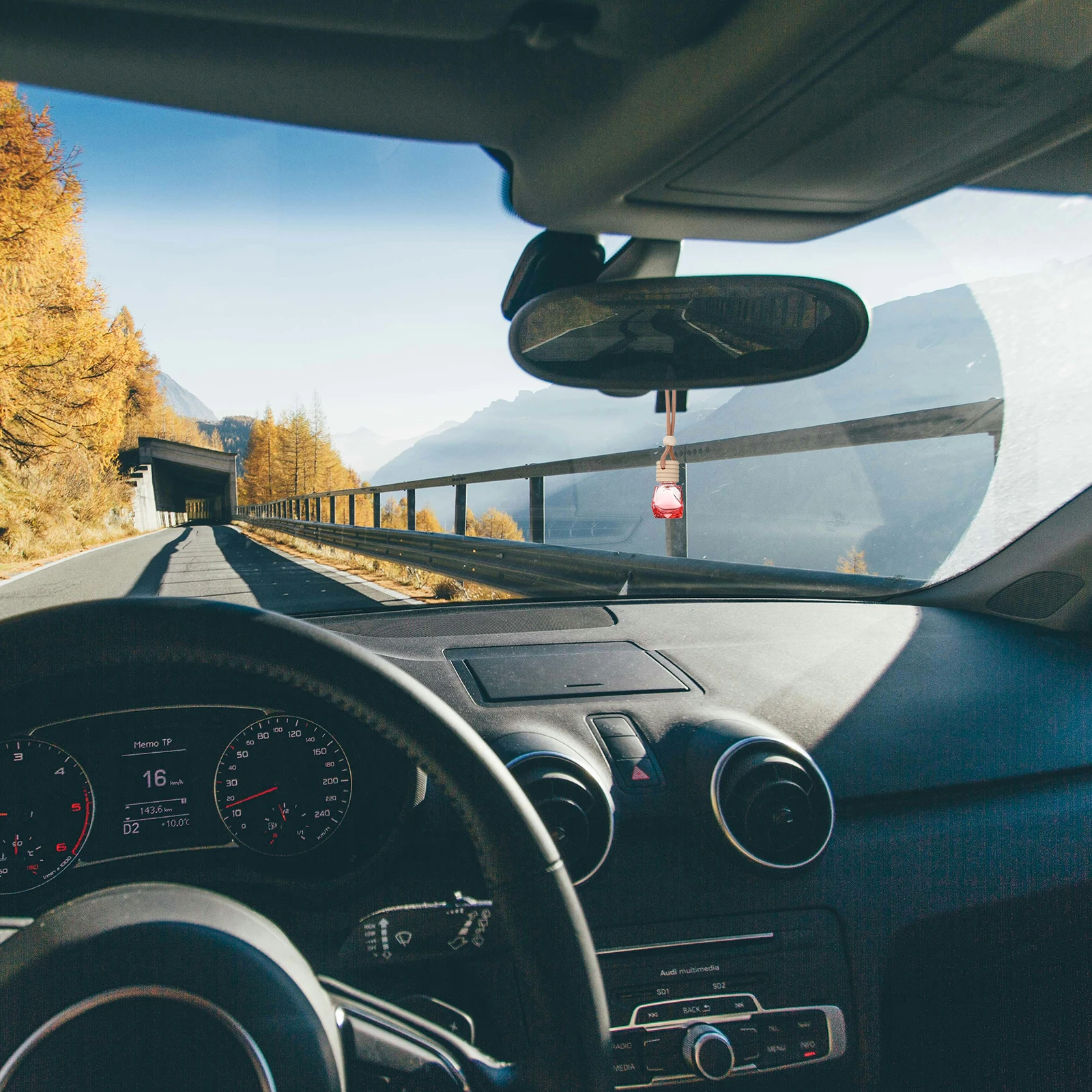 

5Pcs Car Perfume Bottle Hanging Ornament Aromatherapy Diffuser for Car Indoor Decoration Stress Relief Essential Oil Bottle