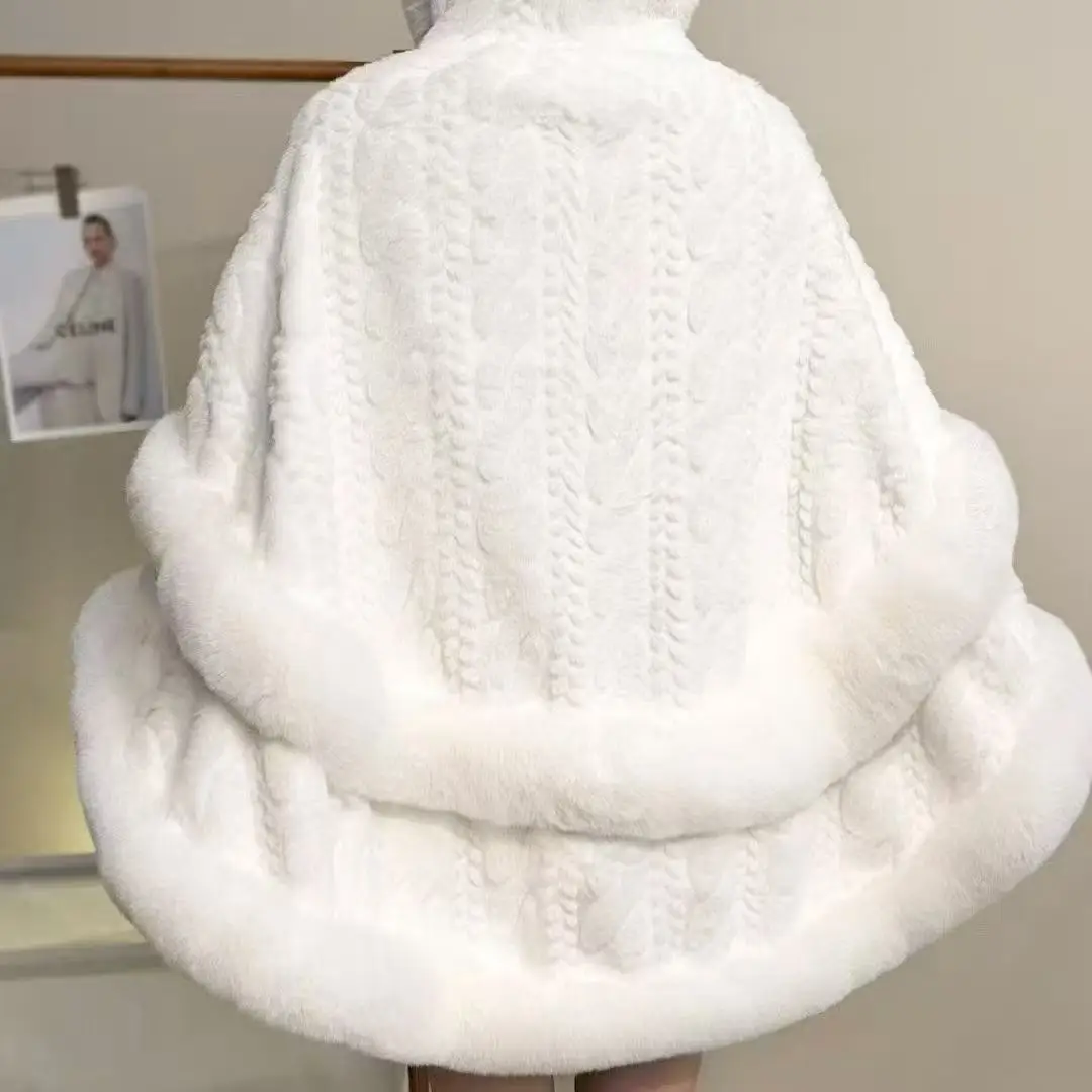 New Chinese Style Plush Collar Hooded Cloak Women Autumn Winter Thicken Shawl Vintage Fashion Cheongsam Outer Match Warm