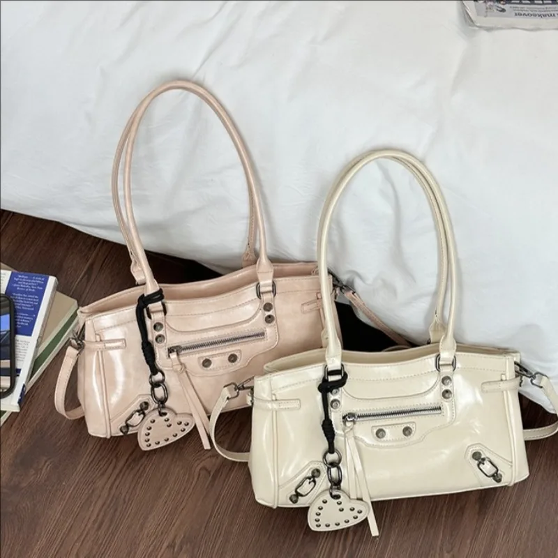 

American Vintage Rivet Biker Bag, Commuter Versatile Single Shoulder Bag, Niche French Elegant Women Crossbody Purse