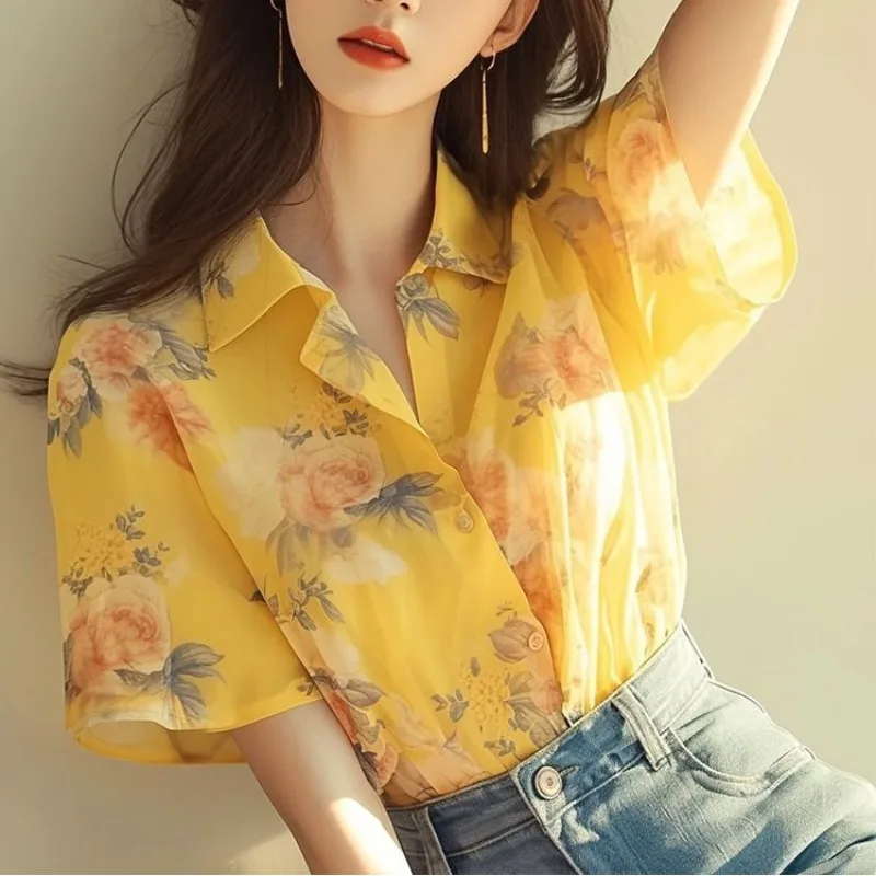 2024 Summer New Floral Blouses Women\'s Flattering Chic Retro Spliced Printed Polo-Neck Single-breasted Short Sleeve Shirts Tops