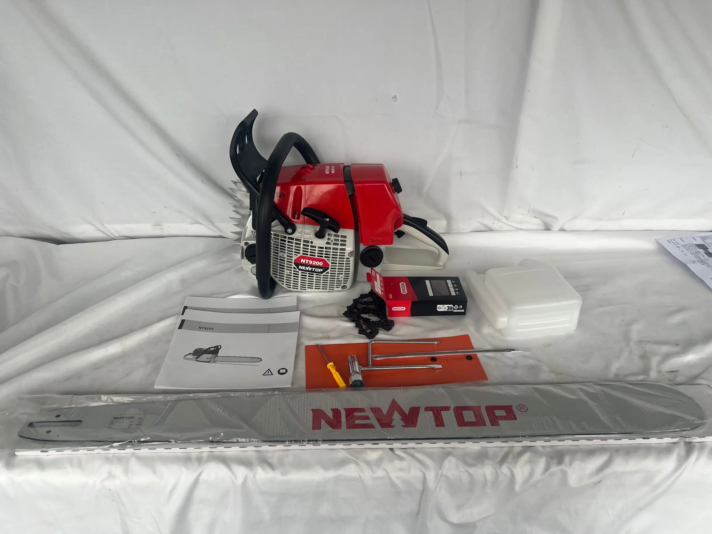 

ATV&UTVTronconneuse Thermique 92cc Style MS660 5.2KW Abattage Professionnel 2 Temps