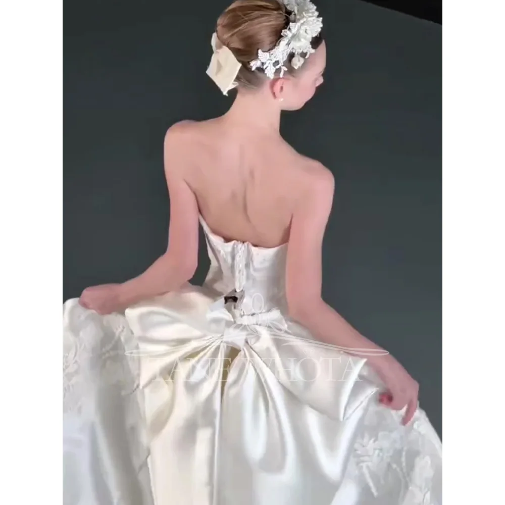 Vestido de novia de lujo, chaqueta desmontable personalizable con escote en forma de corazón, vestido de novia con lazo y vaina de cristal bordado, Trouwjurk