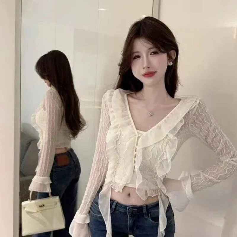 

Рубашка с листьями лотоса. Футболка с длинными рукавами, чтобы сделать вас выглядеть тонким и шикарным топом отрыжки.