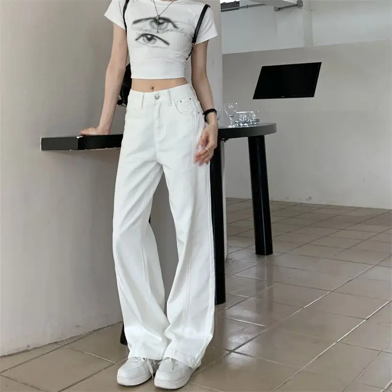 Modische Damen-Jeans mit weitem Bein, Sommer-Jeans mit lockerer Passform und stilvollen Details, lässt Sie herausstehen, hoch taillierte Jeans mit weitem Bein