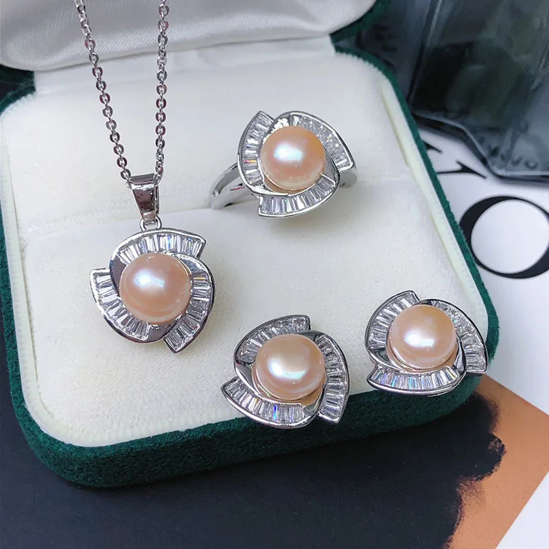 

Натуральный жемчуг, пресноводный жемчуг, серьги-гвоздики, кольцо, трехсекционный белый хлеб на пару, в форме бисера, подарок подруге, ниша