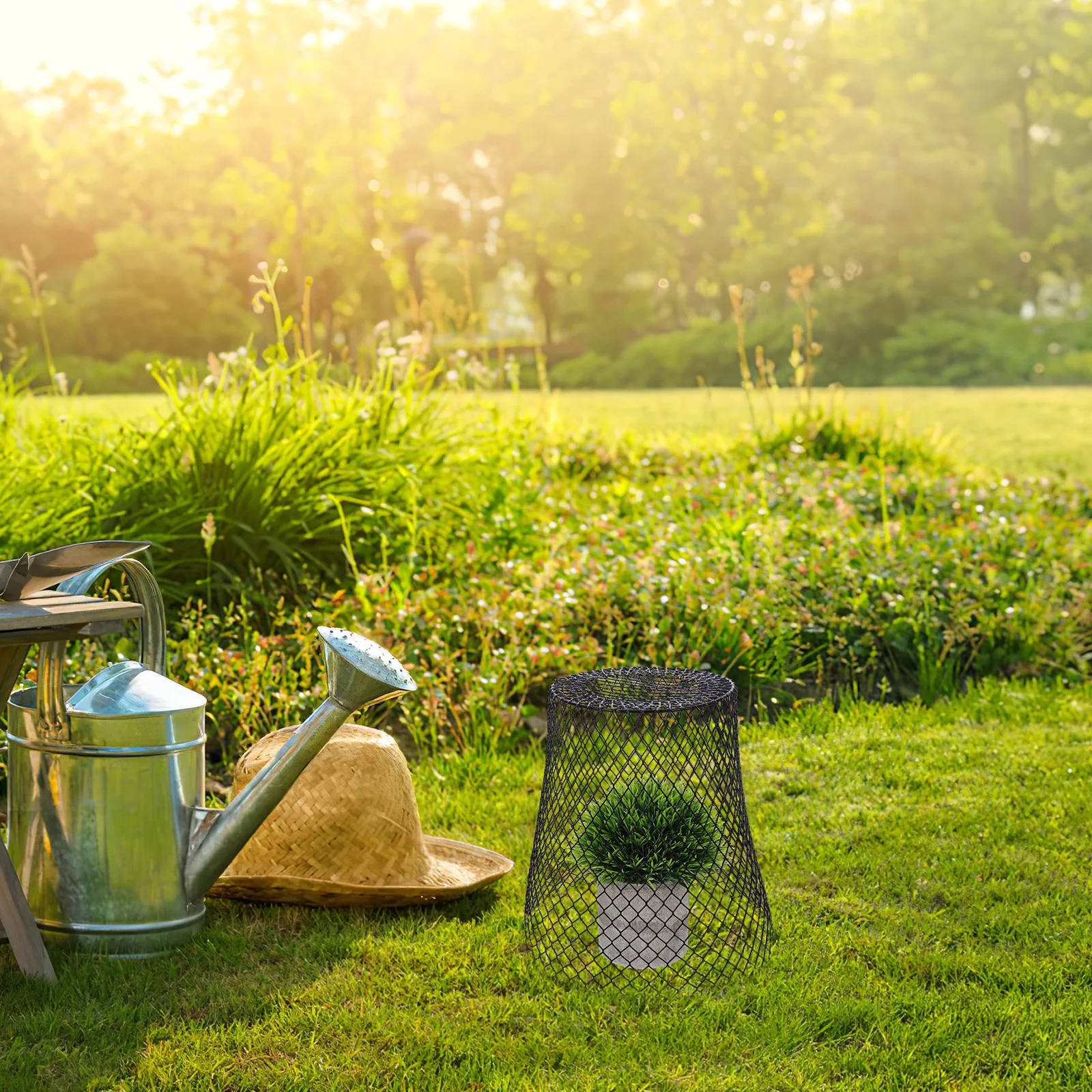 

4pcs Reusable Wire Plant Cover Multi-use Mesh Designed Plant Protector for Pots Vegetables Fruits Garden Accessories Yard Decor