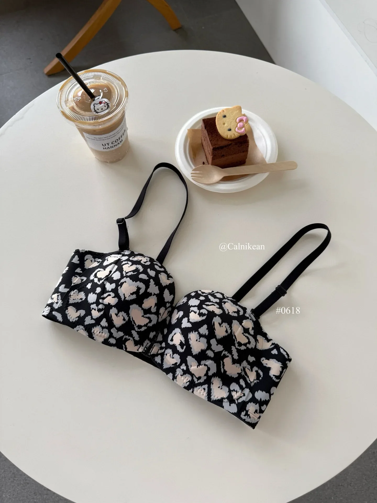 Modischer, seitlich gekreuzter, trägerloser Bandeau-BH mit Schnallendesign, bequemer, stützender Push-up-BH für Damen – Detail 28