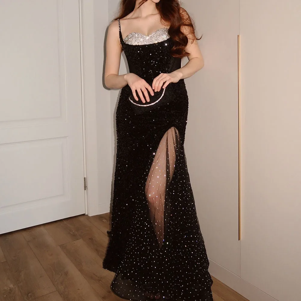 

Customized A-Line Prom Dresses Floor-Length Spaghetti Strap Sleeveless Evening Gown Fashion Sequined Simple Draped Party Gown