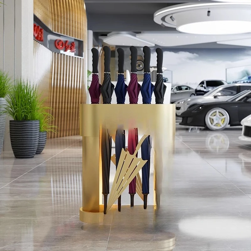 Umbrella rack, umbrella storage rack at the entrance of the commercial line in the hotel lobby