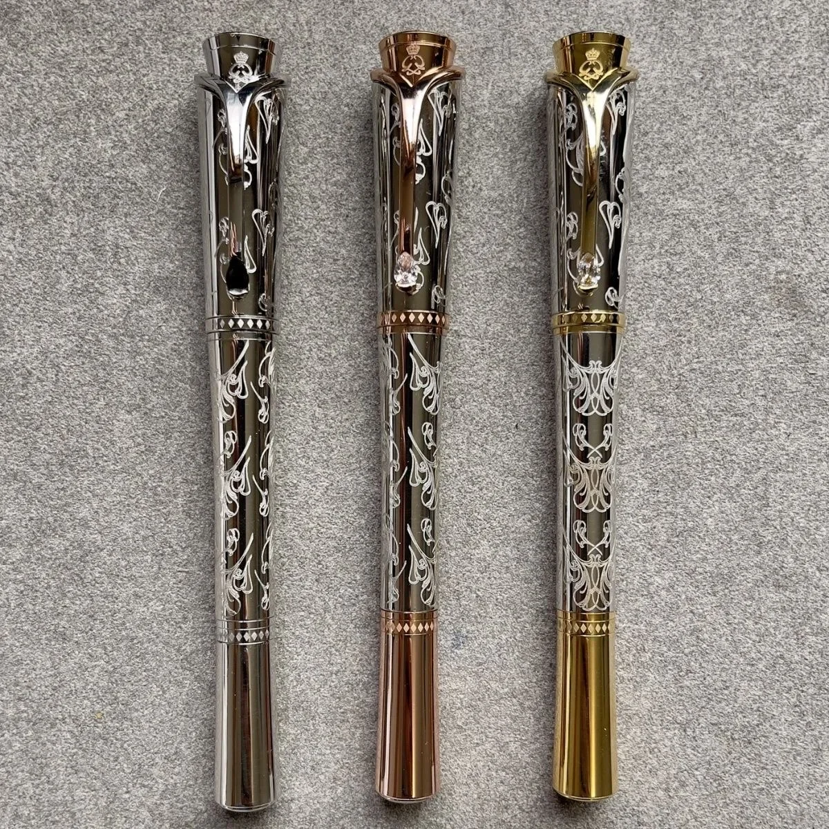 الفاخرة الماس كليب قلم حبر رولربال قلم حبر جاف طبعة خاصة النساء هدية الكريسماس الأعمال الكتابة القلم