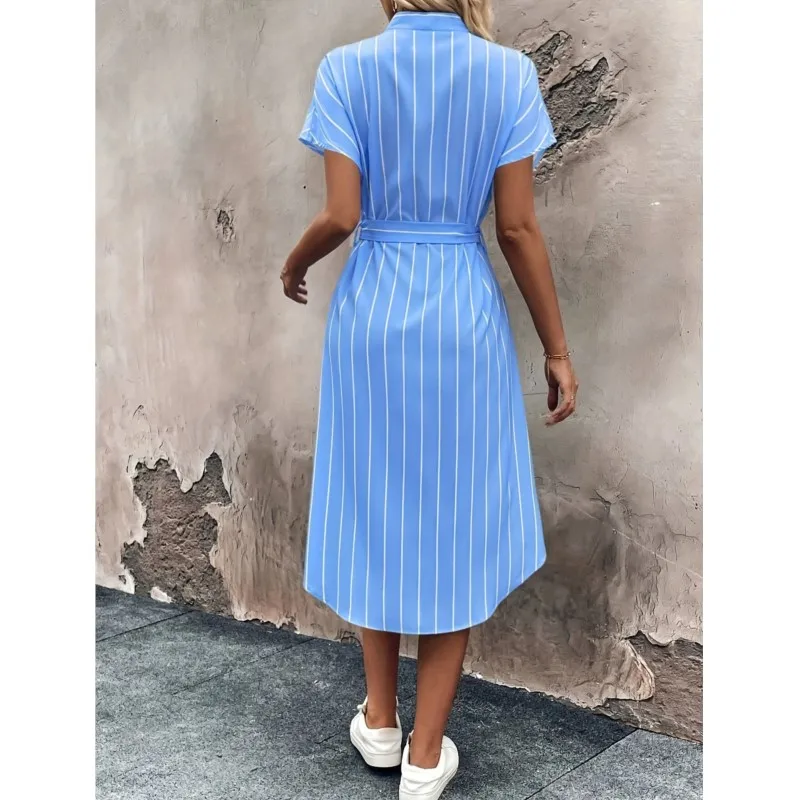 Abito camicia con stampa a righe blu Nuove maniche rotanti casual con tasca Abiti longuette divisi monopetto con lacci per le donne 2025