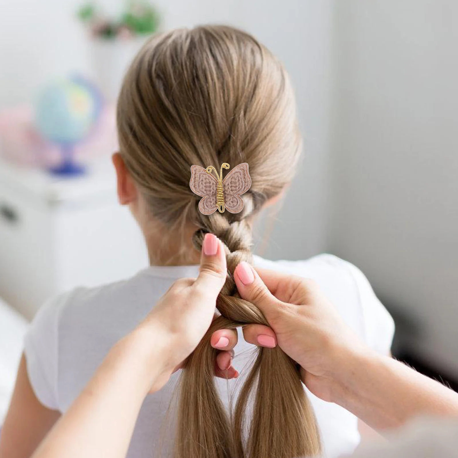 

6Pcs Butterfly Hair Clips Dainty Small Hairpins for Girls Lightweight Non-Slip Clips for Secure Hold in Thick Or Fine Hair