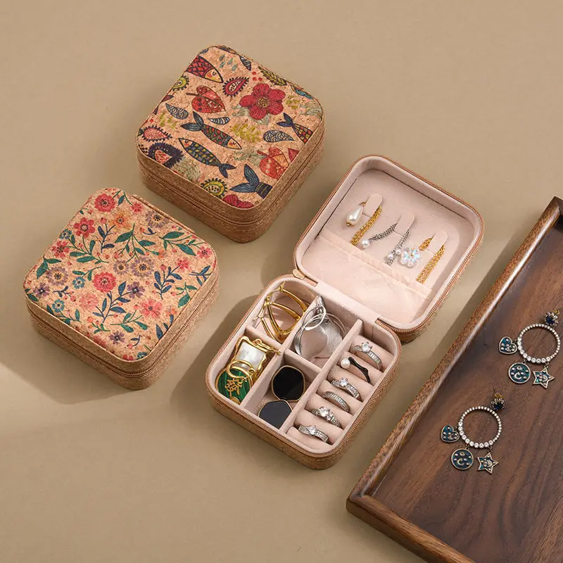 Cork Patterned Jewelry Box with Fashionable Retro Style Portable Travel Jewelry Storage Display Rings, Necklaces, Earrings