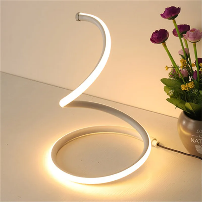 

modern desk table light black white cute lamp decoration living room table lamparas de mesa para dormitorio bedlampje hoofdbord