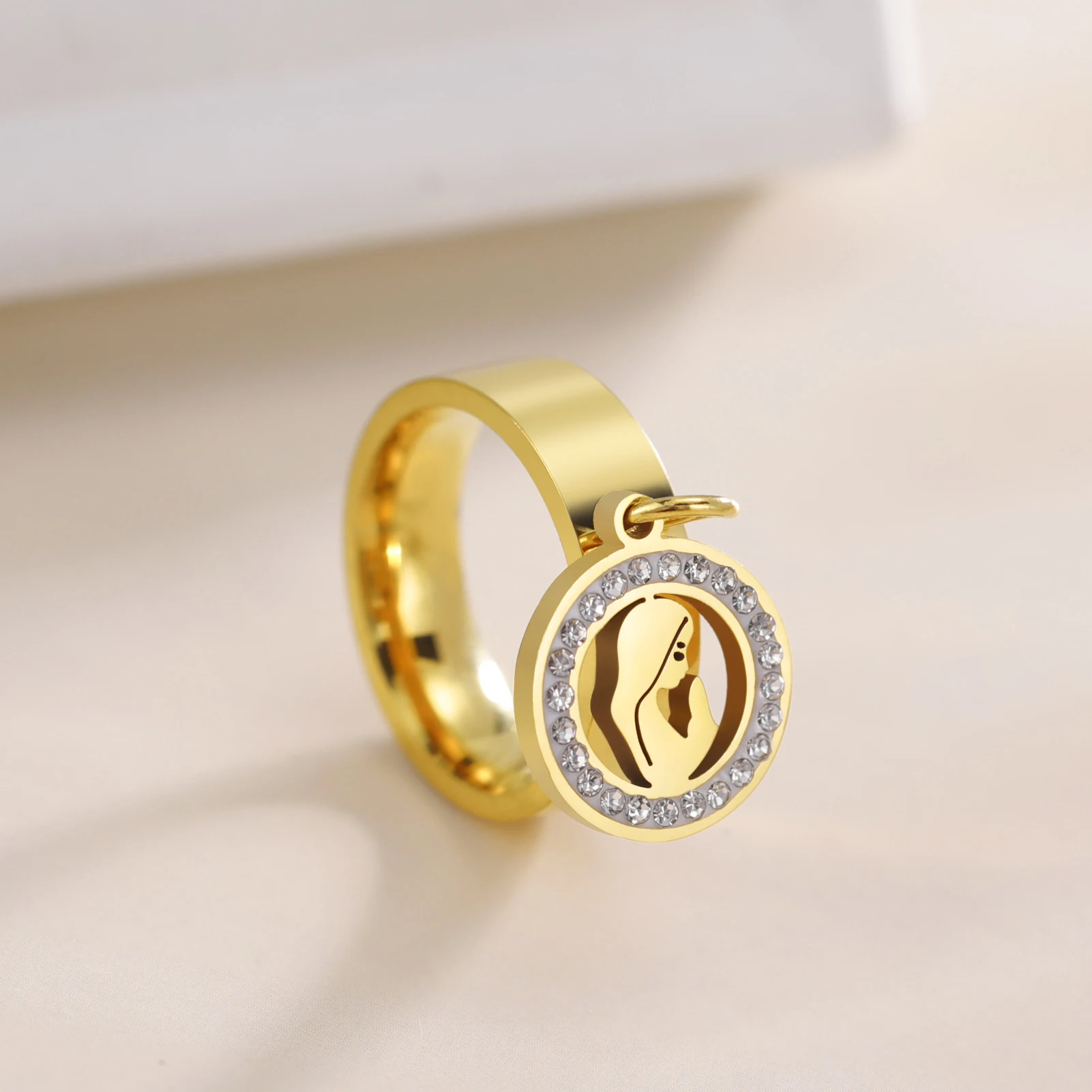 Skyrim Stainless Steel Gold Color Ring with Holy Virgin Mary Clear Zircon Round Pendant Religious Catholic Jewelry for Women