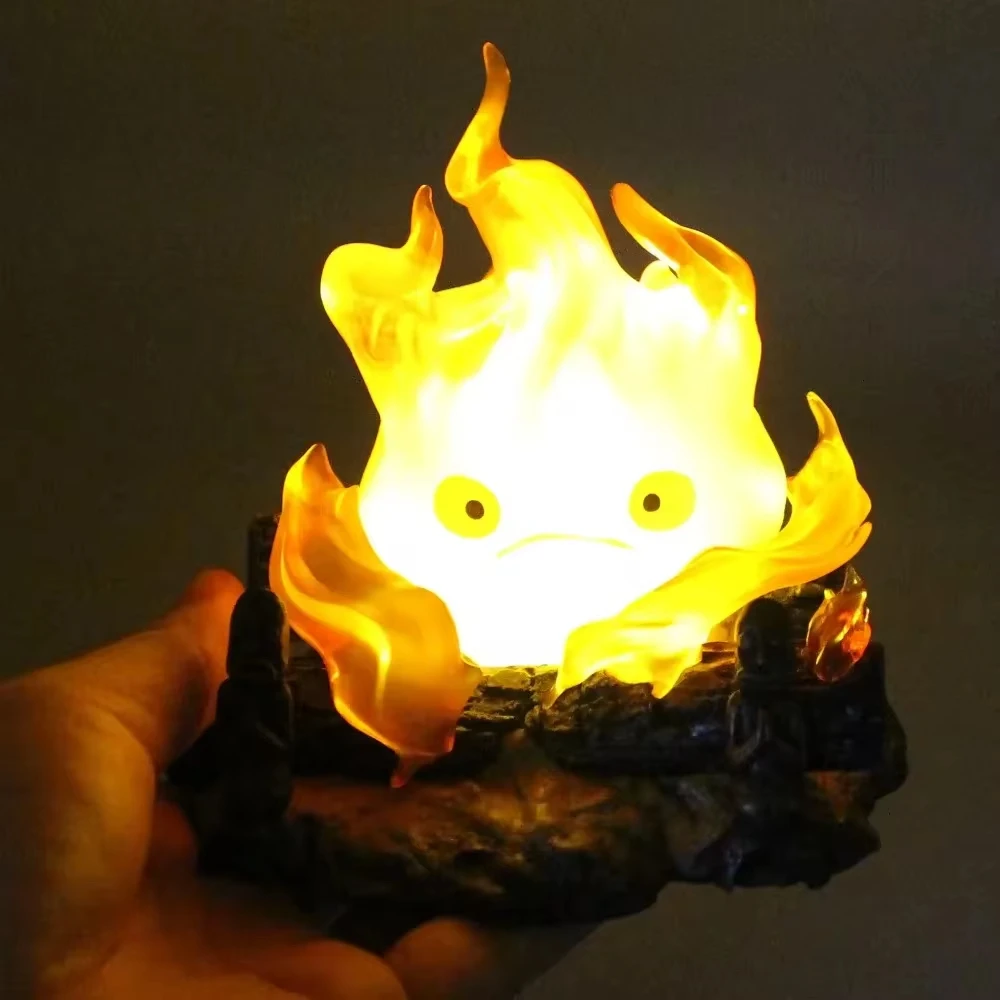 12 سنتيمتر أنيمي شخصية Calcifer مضيئة الكرتون عمل نموذج لجسم تمثال جمع سطح المكتب زينة زخرفية لعب الاطفال هدية