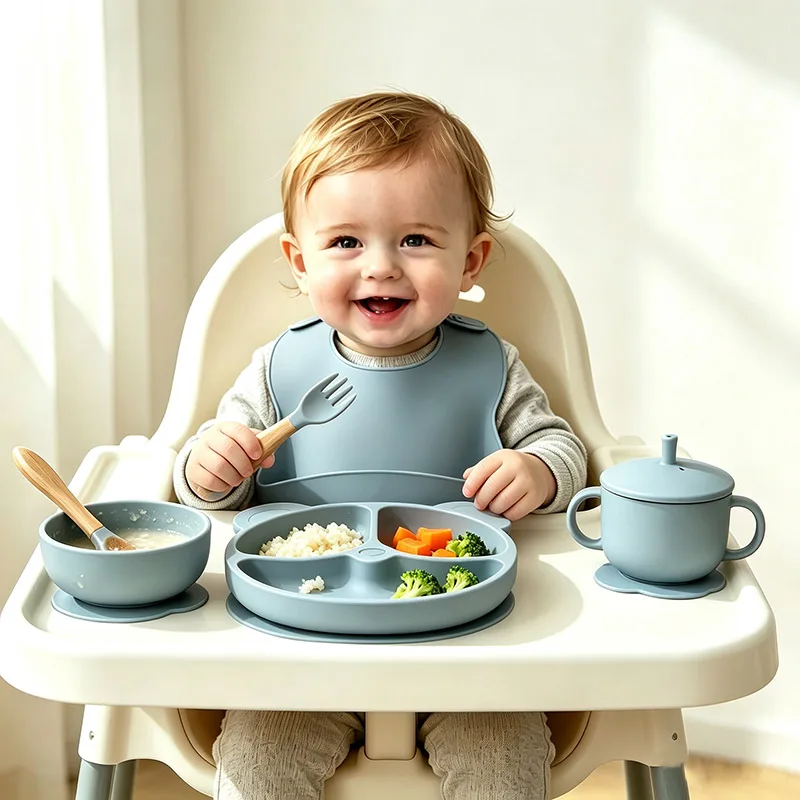 set-de-comedor-de-silicona-para-bebe-plato-dividido-con-diseno-de-panda-tazon-con-succion-vaso-antiderrames-babero-recolector-de-alimentos-tenedor-y-cuchara-de-madera-suministros-para-la-alimentacion-de-ninos-pequenos