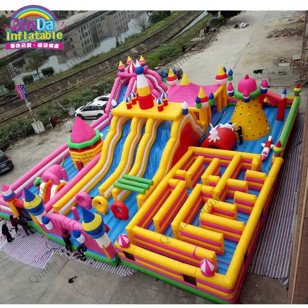Aire de jeux gonflable gonflable géante extérieure commerciale, château sautant gonflable pour les enfants