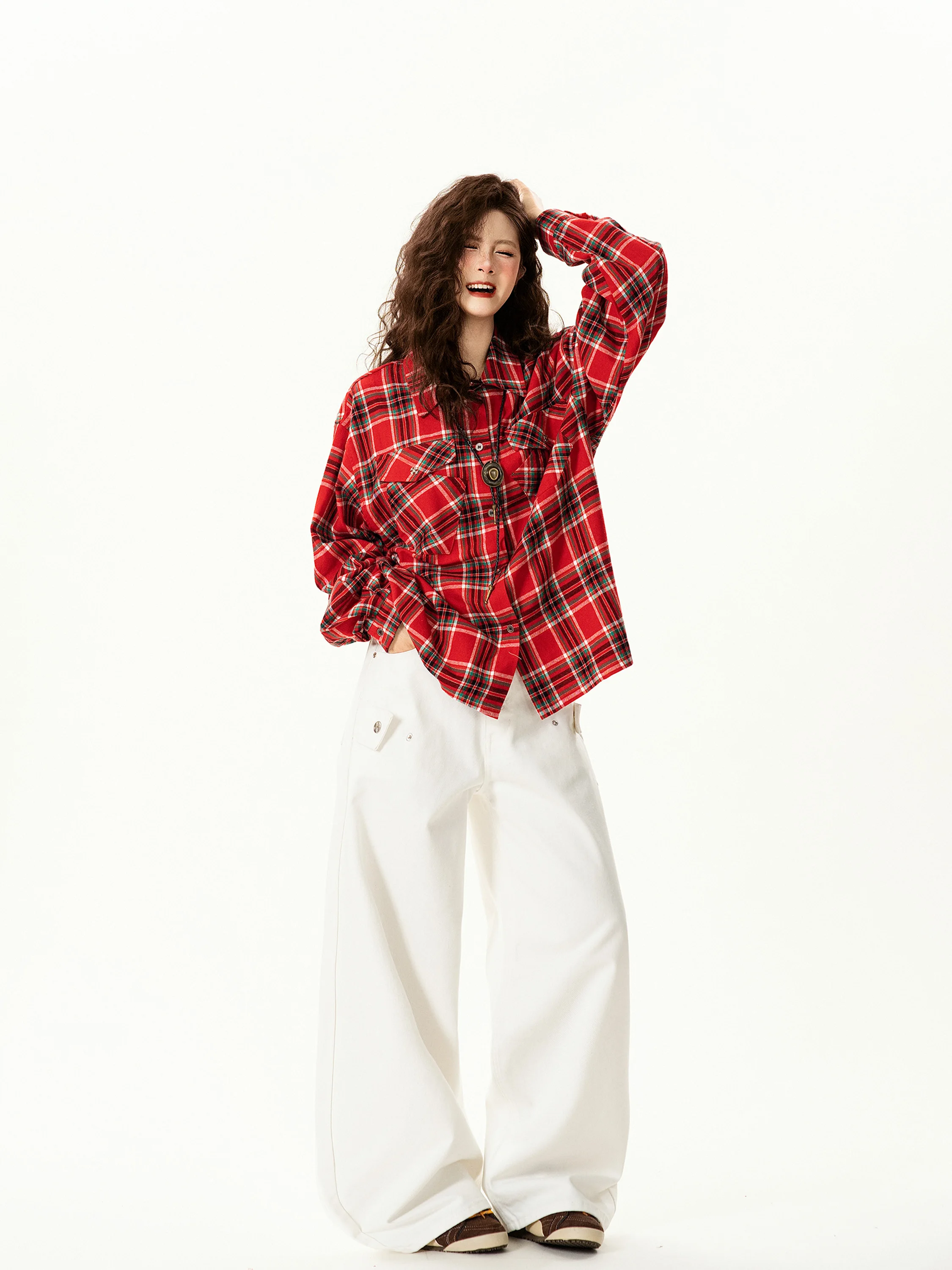 

Красная клетчатая свободная женская рубашка в американском ретро-стиле, универсальная, весенняя, новая модель, повседневная, на пуговицах