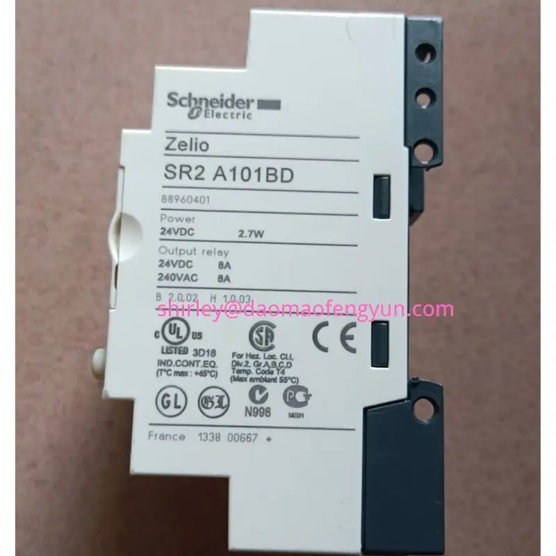 Imagem -02 - Usado Sr2a101bd Controlador Lógico Dc12v6 Entrada Relés Saída com Painel de Exibição